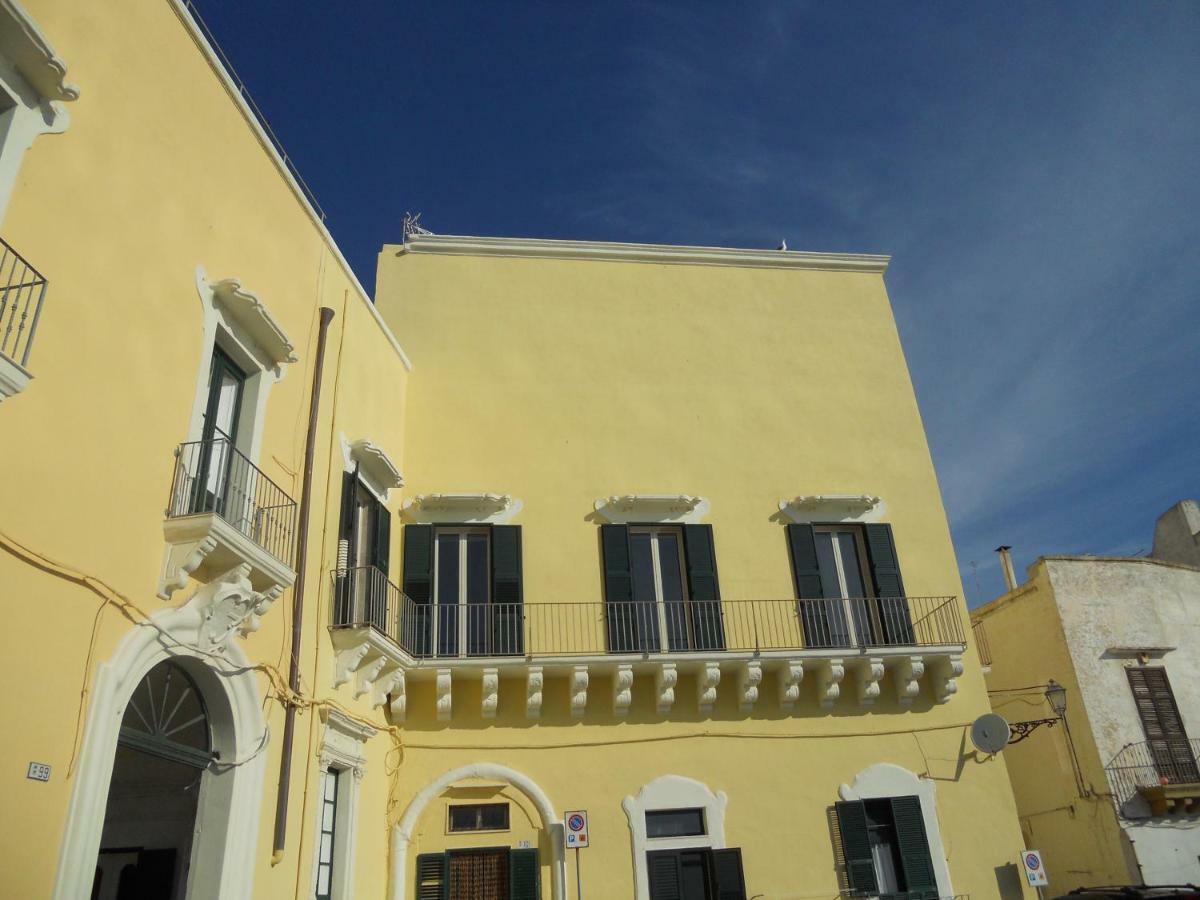 Palazzo De Tomasi B&B 갈리폴리 외부 사진
