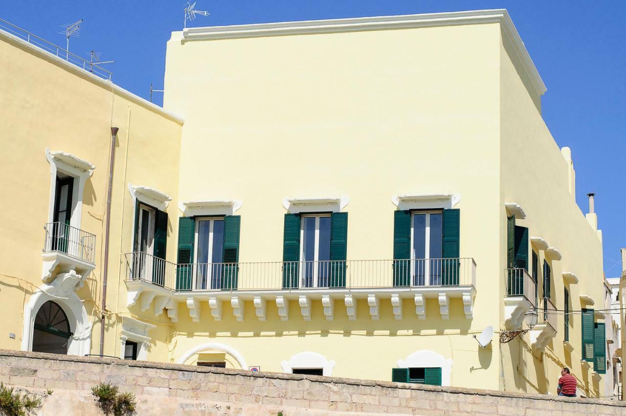 Palazzo De Tomasi B&B 갈리폴리 외부 사진